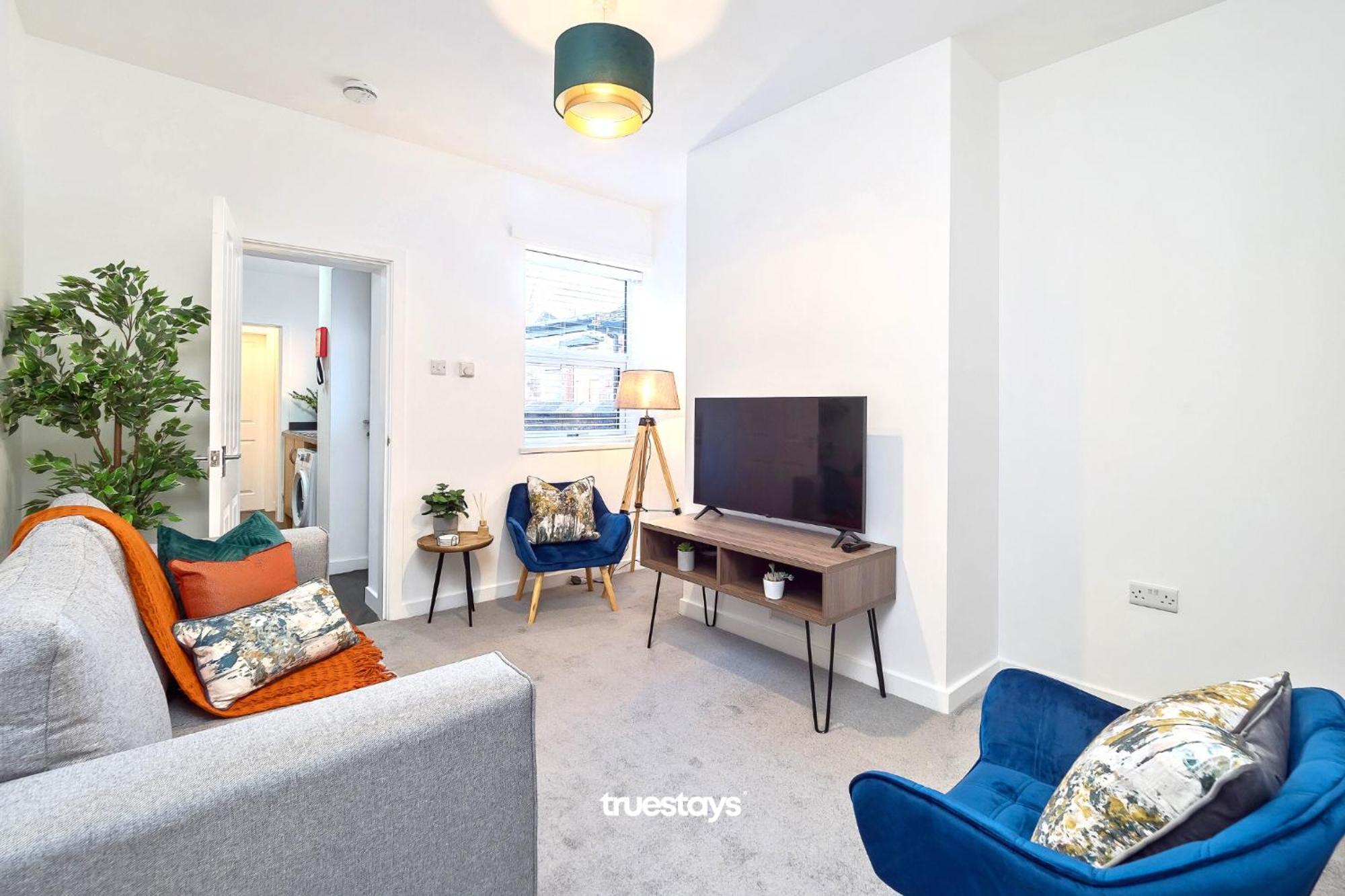 Nursery House By Truestays - 3 Bedroom House In Stoke-On-Trent Екстериор снимка